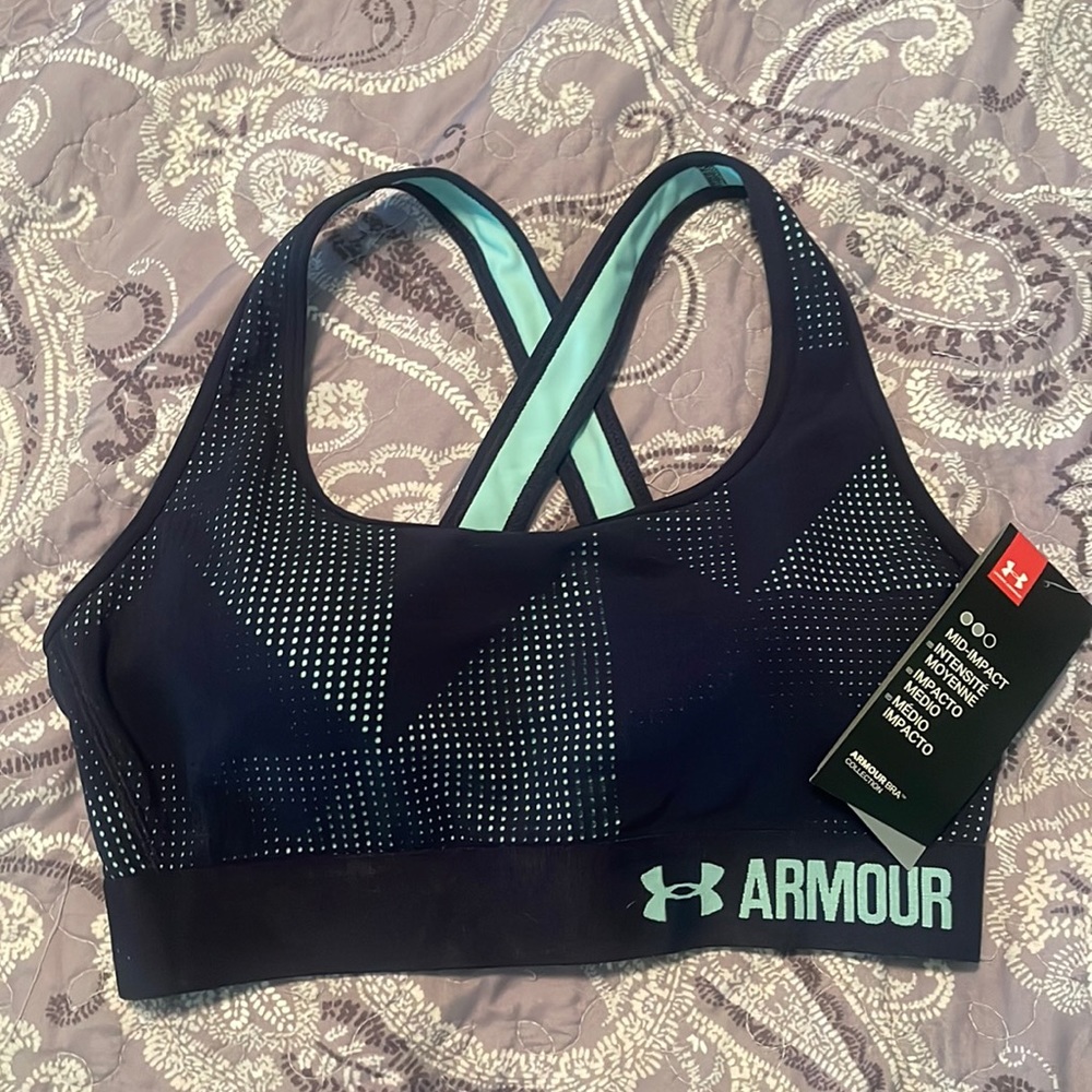 Under armer sports bra NWT